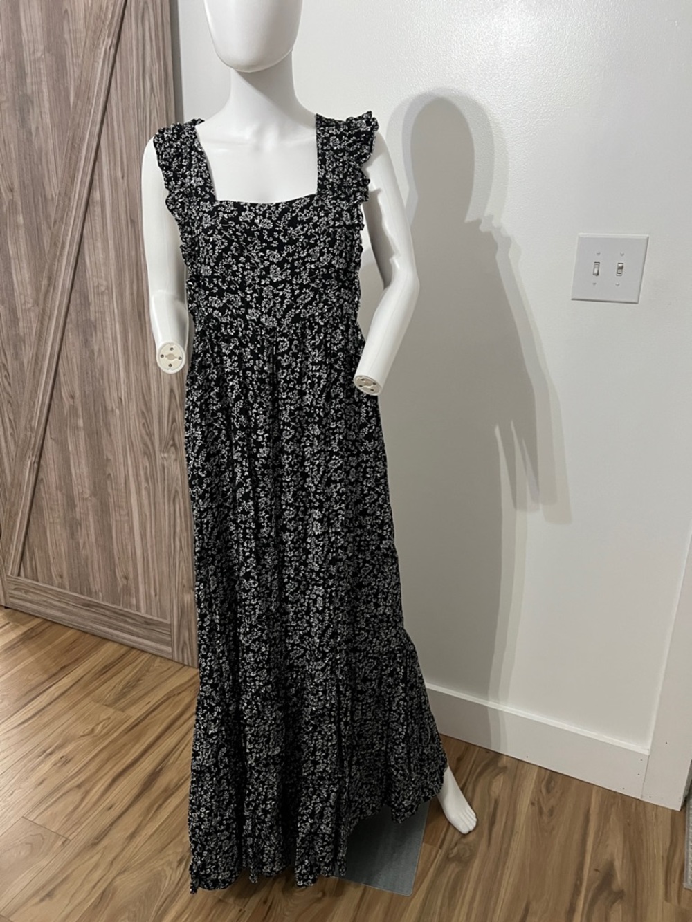 CeCe Black Floral Square-Neck Maxi Dress